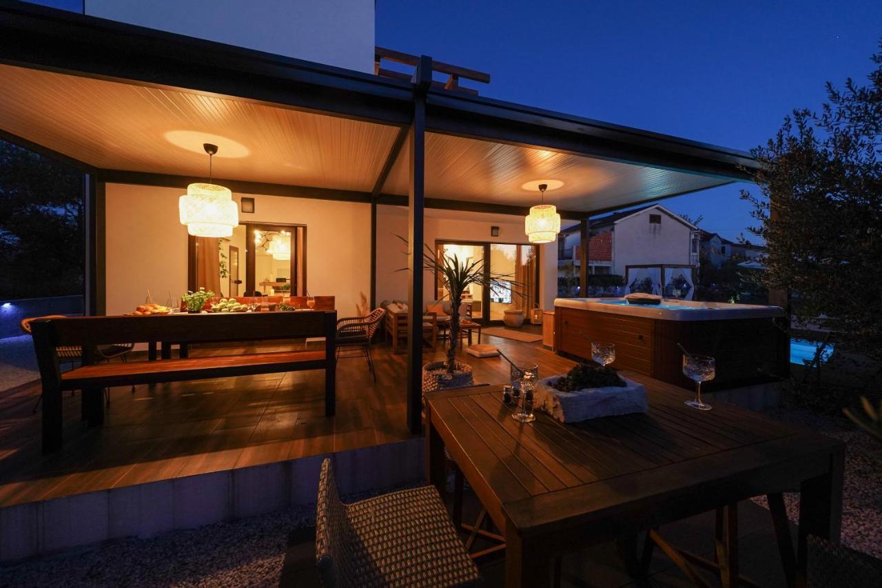 Villa Suncica With Heated Pool, Jacuzzi And Bikes Near Zadar Sukošan 外观 照片