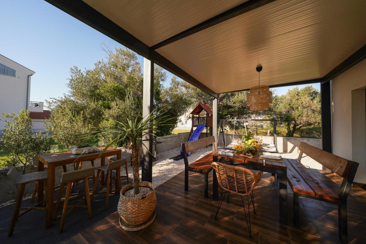 Villa Suncica With Heated Pool, Jacuzzi And Bikes Near Zadar Sukošan 外观 照片